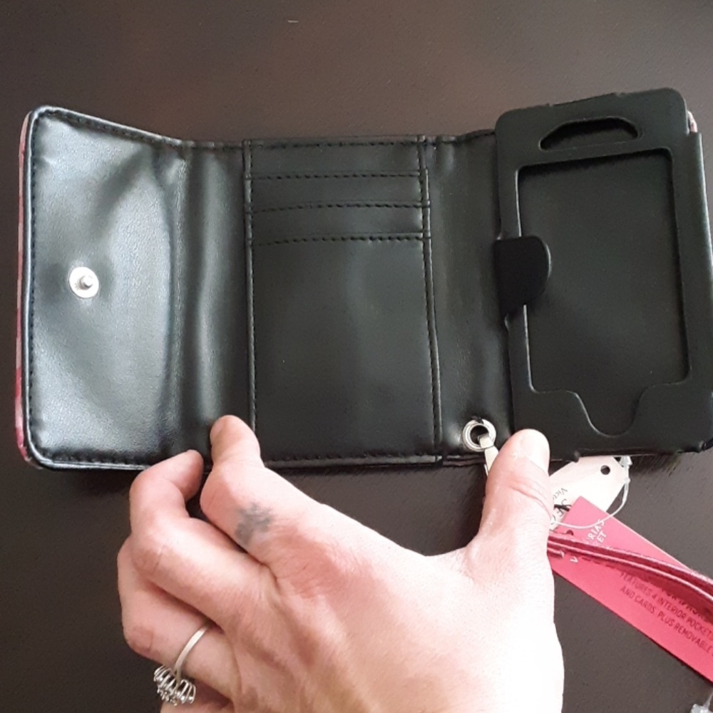TRADE W/ ERIN**VS PINK WALLET CLUTCH IPHONE 4 - Picture 6 of 6